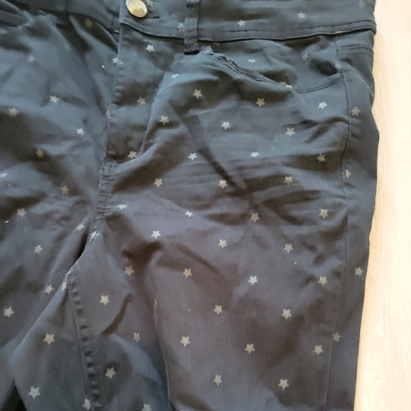 Love and Legend Star Print Skinny Jeans - Picture 2 of 4